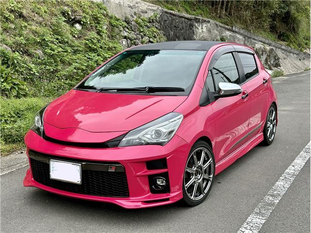 2012 TOYOTA VITZ